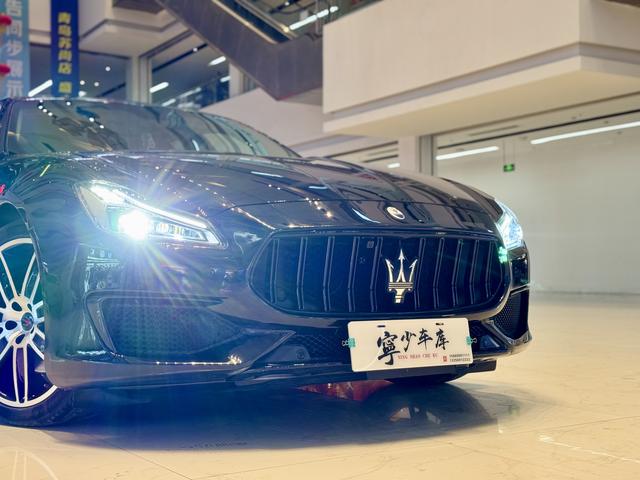 Maserati President