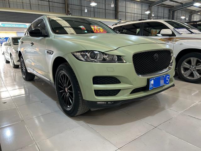 Jaguar F-PACE