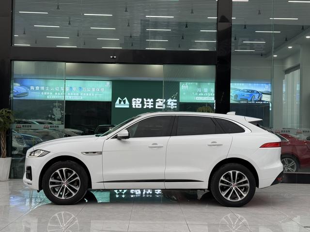 Jaguar F-PACE