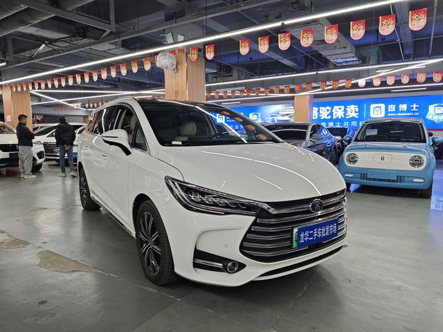 BYD Song MAX DM