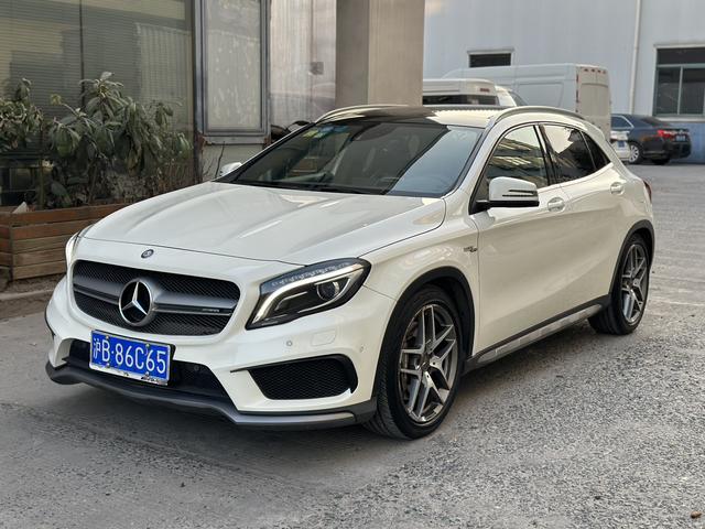 Mercedes-Benz GLA AMG