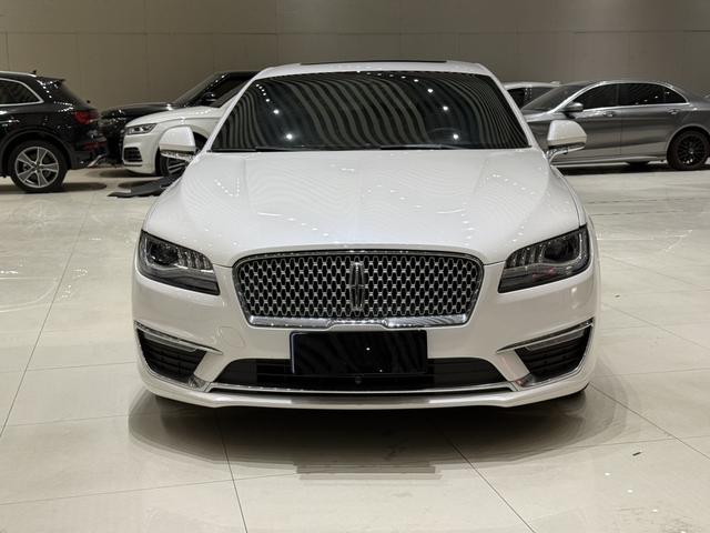 Lincoln MKZ