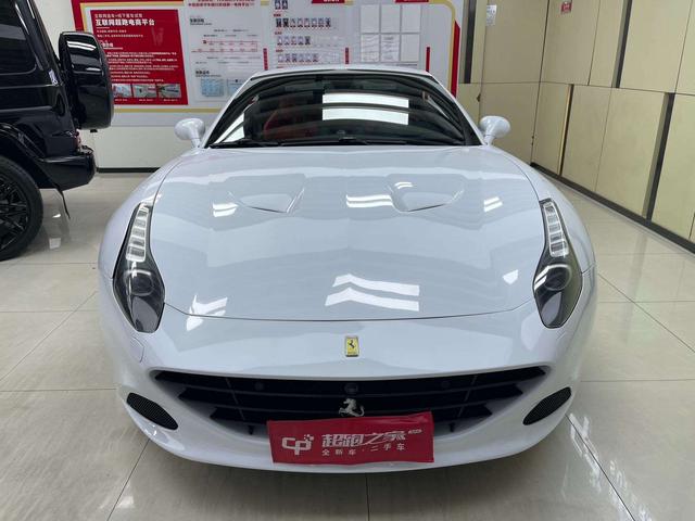 Ferrari California T