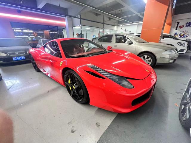 Ferrari 458