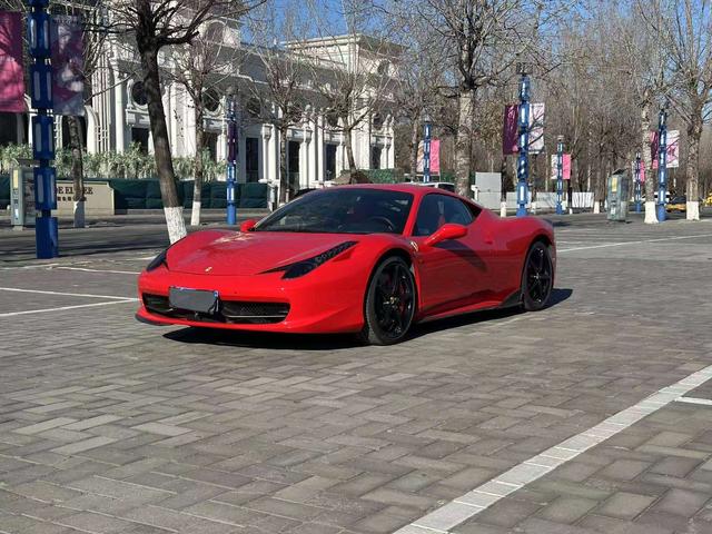 Ferrari 458