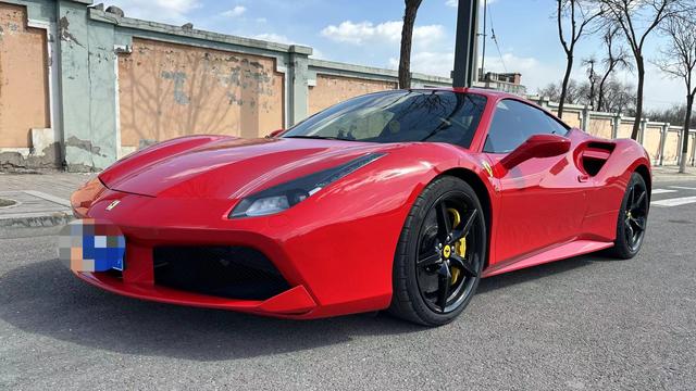 Ferrari 488