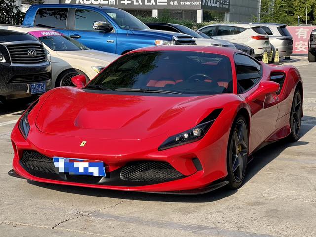 Ferrari F8