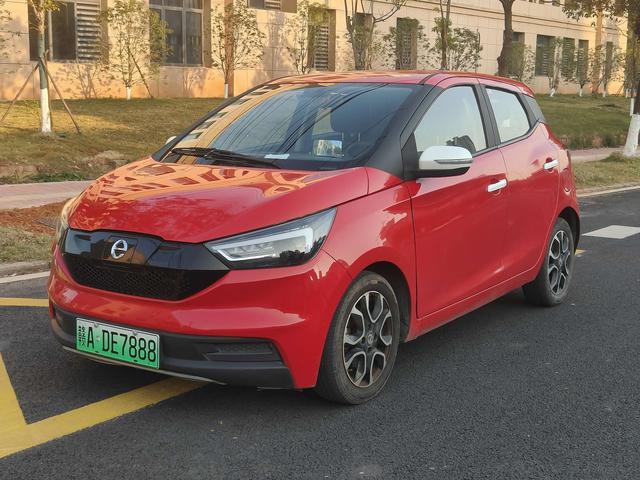 Jiangling Yizhi EV3