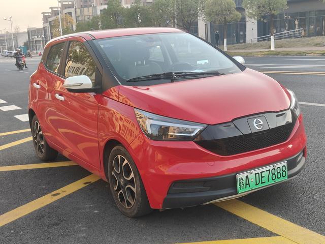 Jiangling Yizhi EV3