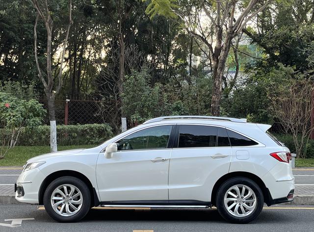 Acura RDX (imported)