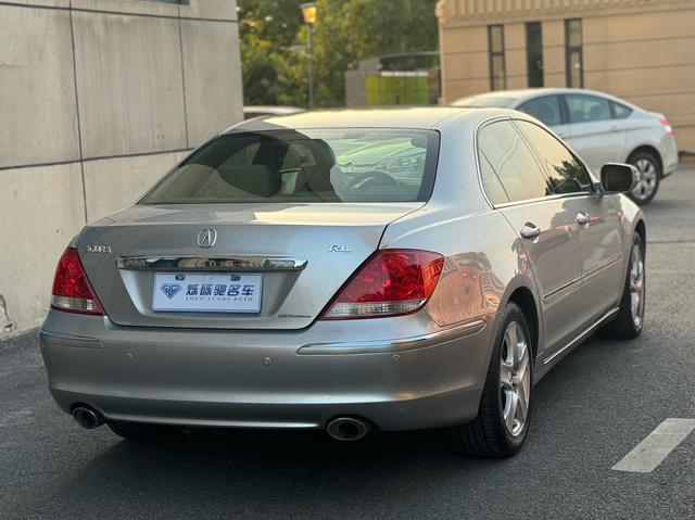 Acura RL