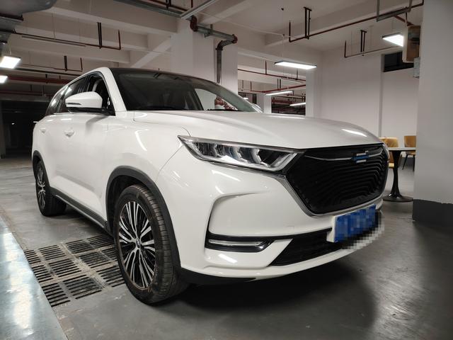 Oshan Changan Auchan X7