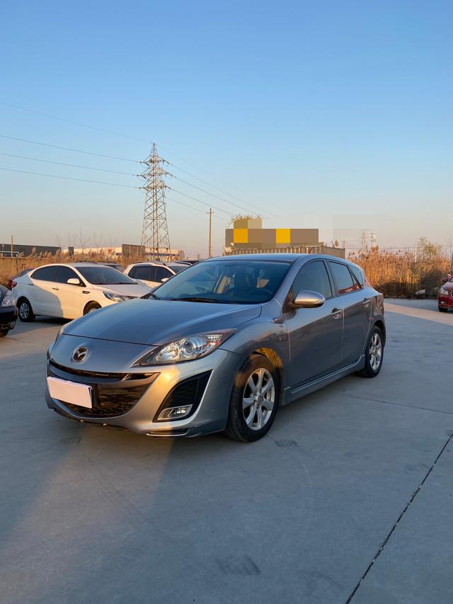 Mazda 3 (imported)