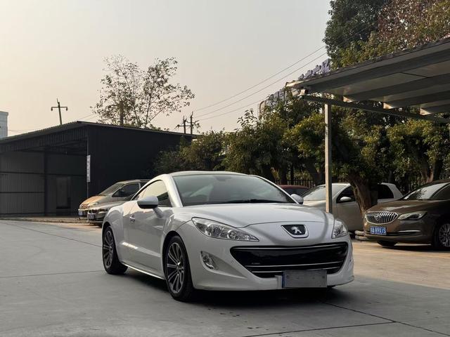 Peugeot RCZ