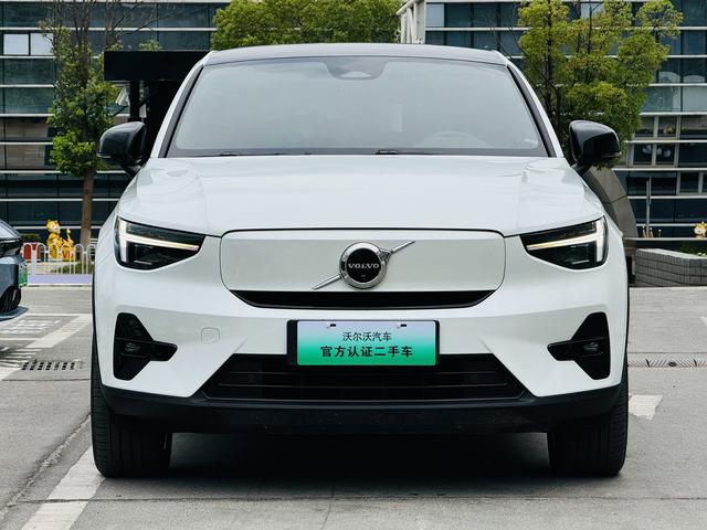 Volvo C40 EV