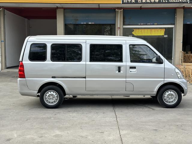 Wuling Rongguang EV