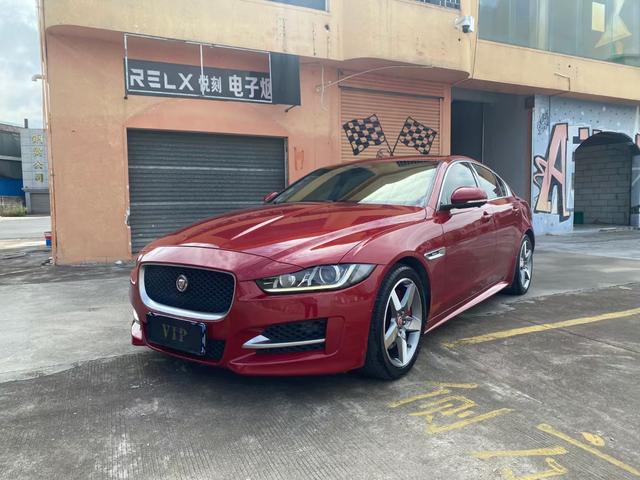 Jaguar XE