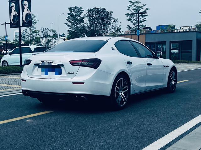 Maserati Ghibli