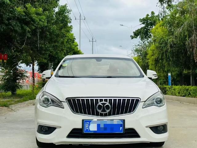 BAIC Saab D70