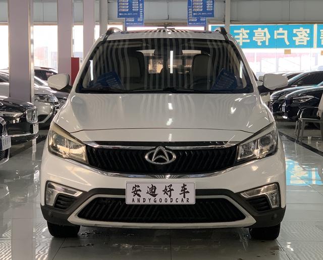 Oshan Changan Auchan A800