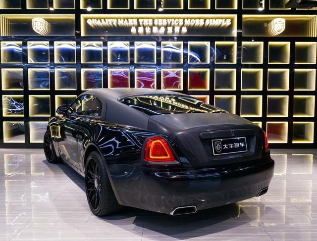 Rolls Royce Phantom