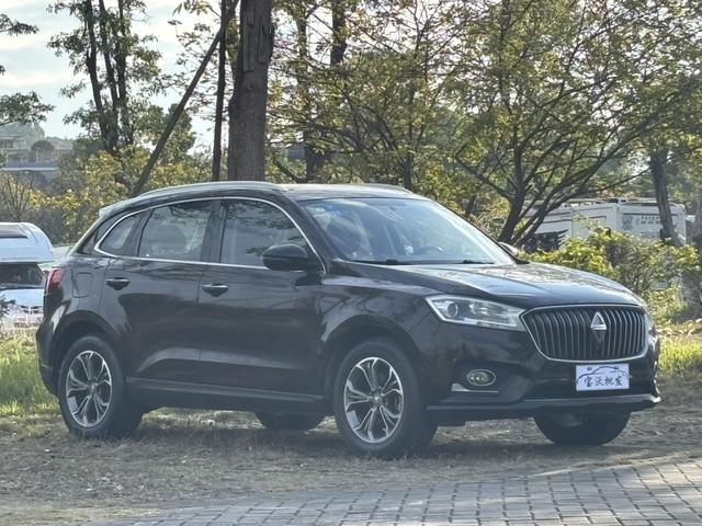 Borgward BX7