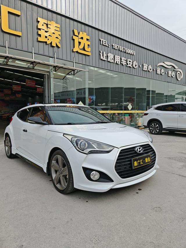 Hyundai Veloster