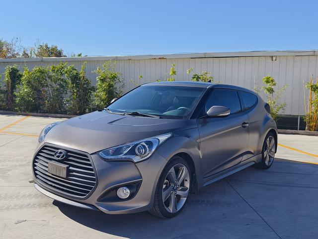 Hyundai Veloster