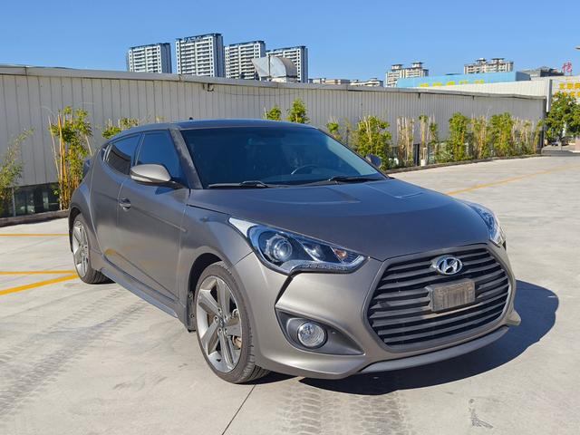 Hyundai Veloster