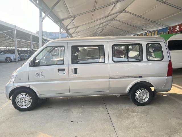 Wuling Rongguang EV