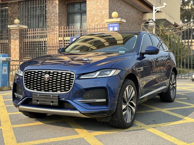 Jaguar F-PACE