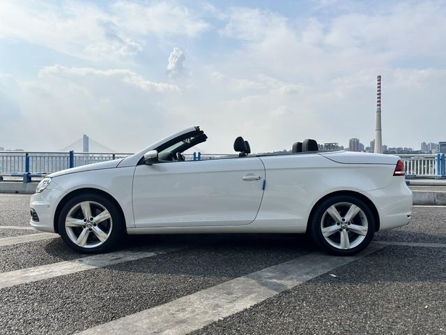 Volkswagen Eos