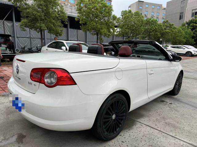 Volkswagen Eos