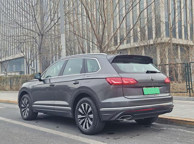 Volkswagen Touareg PHEV