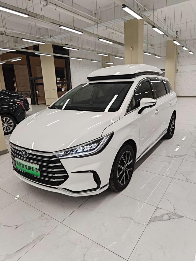 BYD Song MAX DM