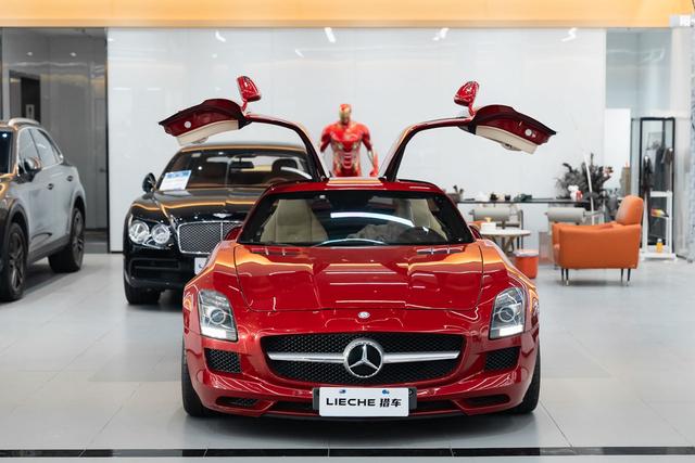 Mercedes-Benz SLS-Class AMG