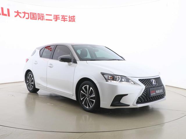 Lexus CT