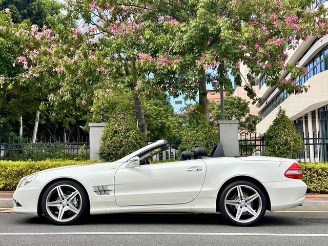 Mercedes-Benz SL Class