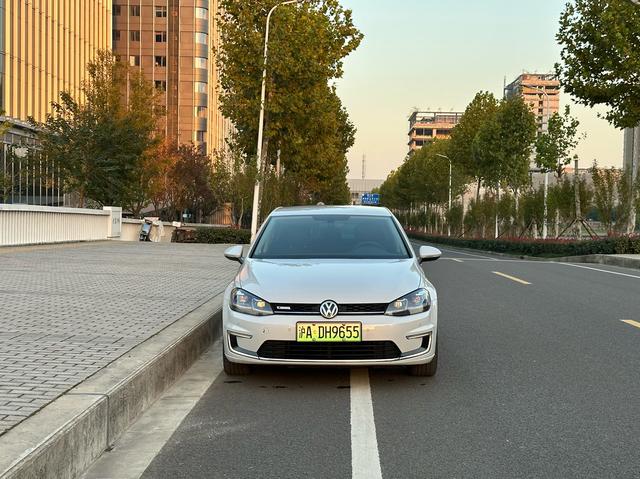 Volkswagen E-Golf