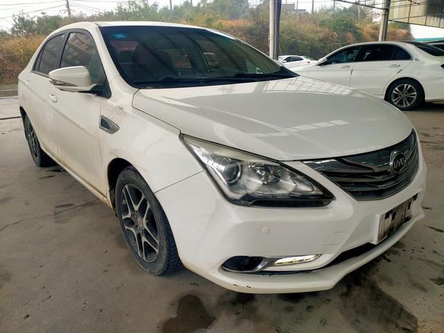 BYD G5