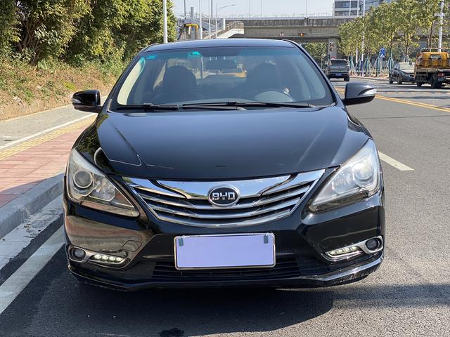 BYD G5