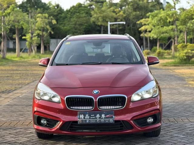 BMW 2 series station wagon (imported)