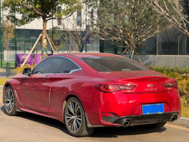 Infiniti Q60