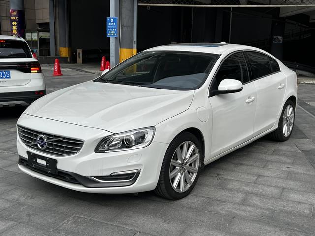 Volvo S60 PHEV