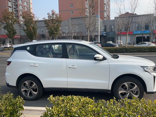 Geely Haoyue PRO