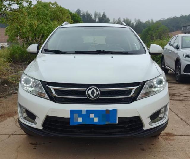 Dongfeng Fengshen AX3