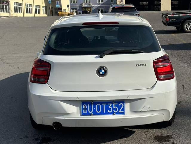 BMW 1 Series (imported)