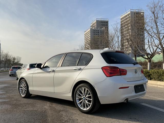 BMW 1 Series (imported)