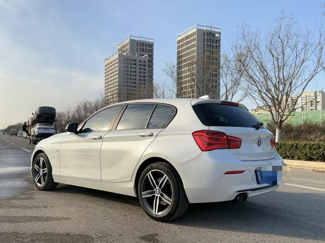 BMW 1 Series (imported)