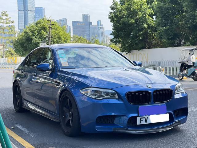 BMW M5